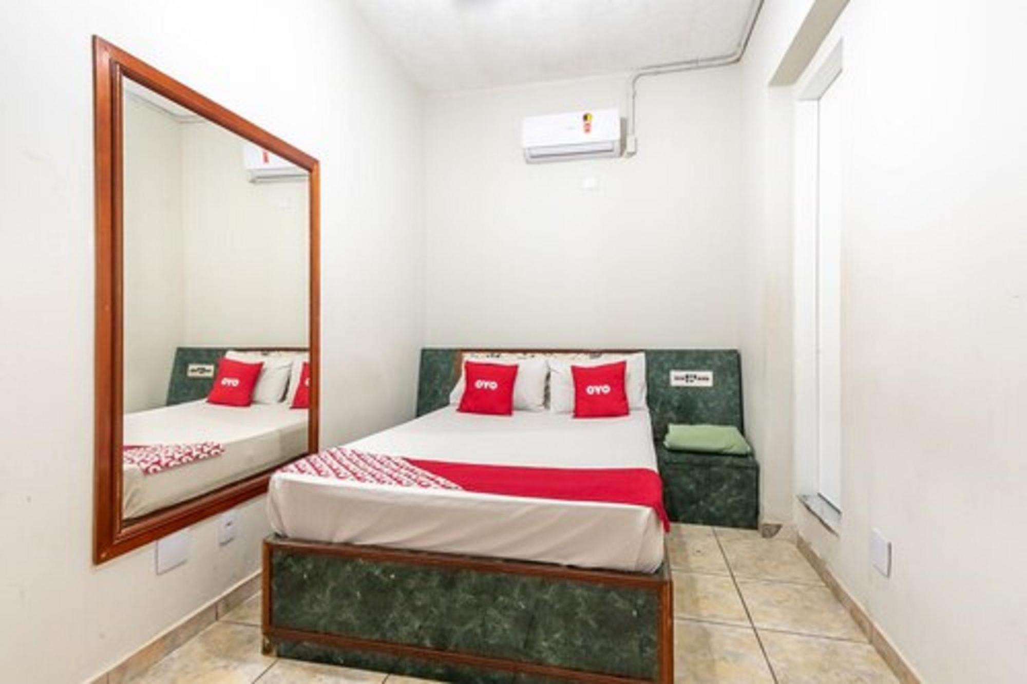Oyo Hotel Dom Pedro, São Paulo Exteriör bild